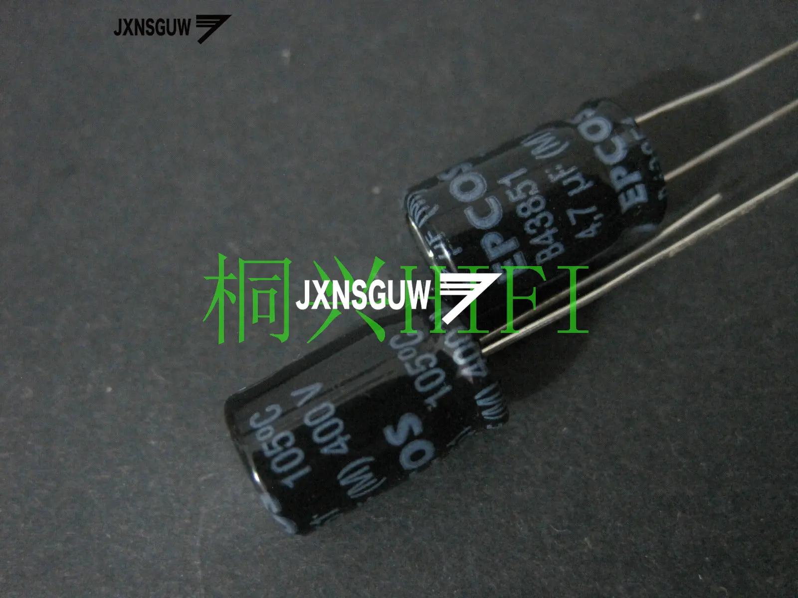 20PCS Original EPCOS B43851 400V4.7UF 10X16MM Black Aluminum electrolytic capacitors 4.7uF/400v 105 degrees 4.7UF 400V
20PCS Original EPCOS B43851 400V4.7UF 10X16MM Black Aluminum electrolytic capacitors 4.7uF/400v 105 degrees 4.7UF 400V