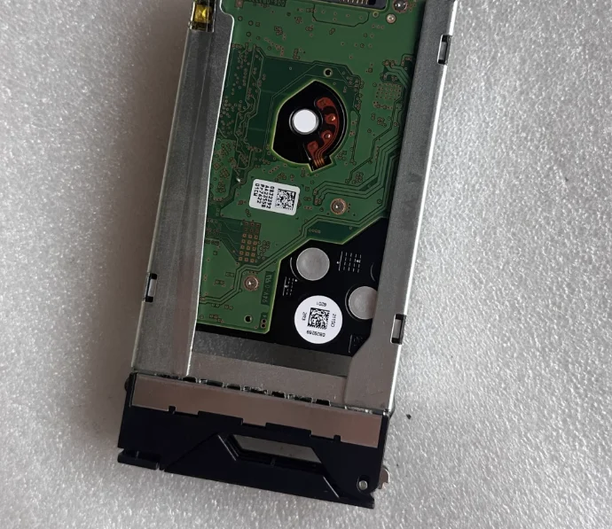 For 4XB0G88734 00LA869 600G 10K SAS 12Gb RD450/550/650 hard drive
For 4XB0G88734 00LA869 600G 10K SAS 12Gb RD450/550/650 hard drive