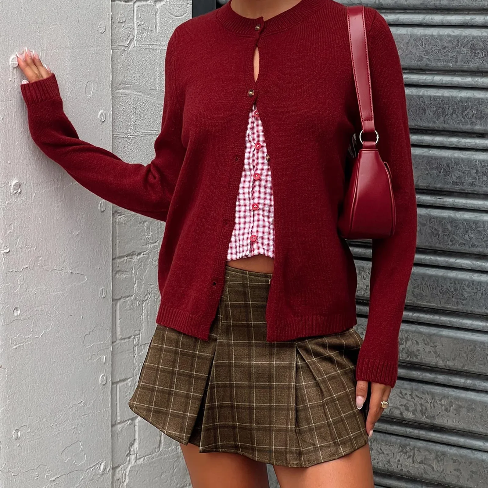 New Fashion Women Basic Knitted Cardigan Solid Color Crew Neck Long Sleeve Button-up Sweater Casual Fall Clothes S M L
New Fashion Women Basic Knitted Cardigan Solid Color Crew Neck Long Sleeve Button-up Sweater Casual Fall Clothes S M L
