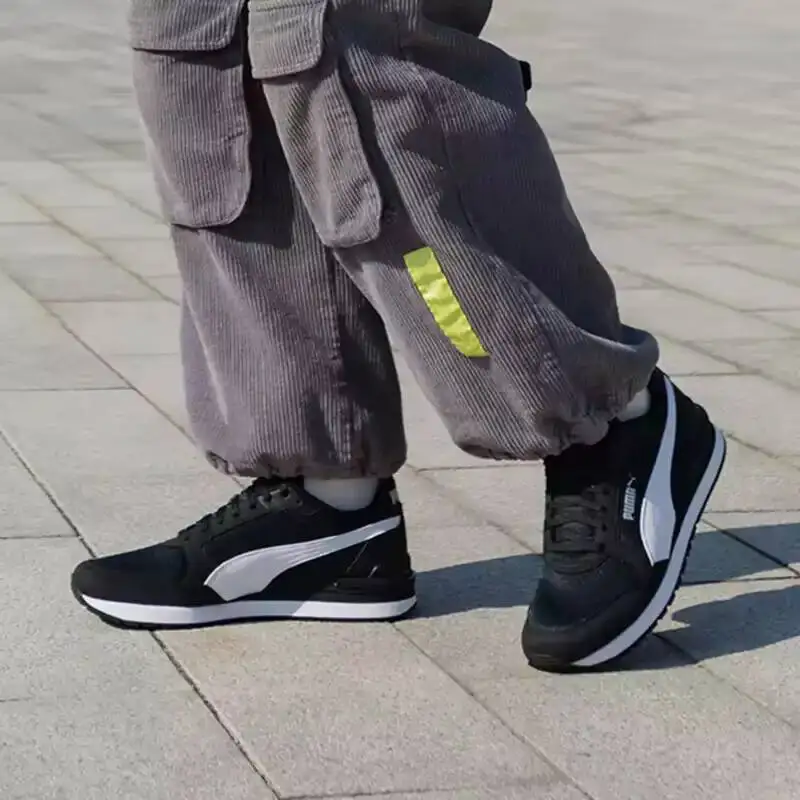 PUMA Black White Mesh Suede Stitching Retro Casual Sneakers, Big Logo Lightweight Unisex Daily Walking Shoes 399666-01
PUMA Black White Mesh Suede Stitching Retro Casual Sneakers, Big Logo Lightweight Unisex Daily Walking Shoes 399666-01