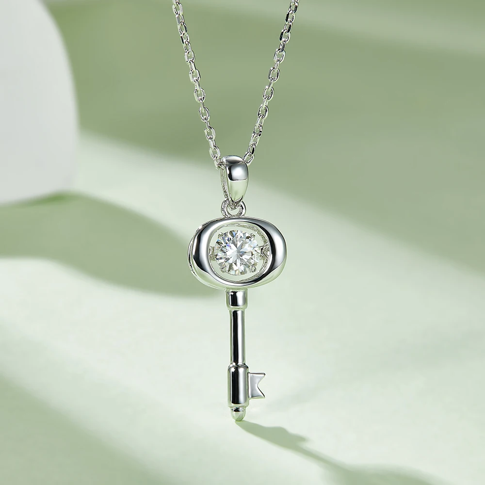 Mosu S925 Sterling SIlver 100% Real 0.5ct D Color Moissanite Pendant For Girlfriend Party Fine Jewelry Necklace Gifts With GRA
Mosu S925 Sterling SIlver 100% Real 0.5ct D Color Moissanite Pendant For Girlfriend Party Fine Jewelry Necklace Gifts With GRA