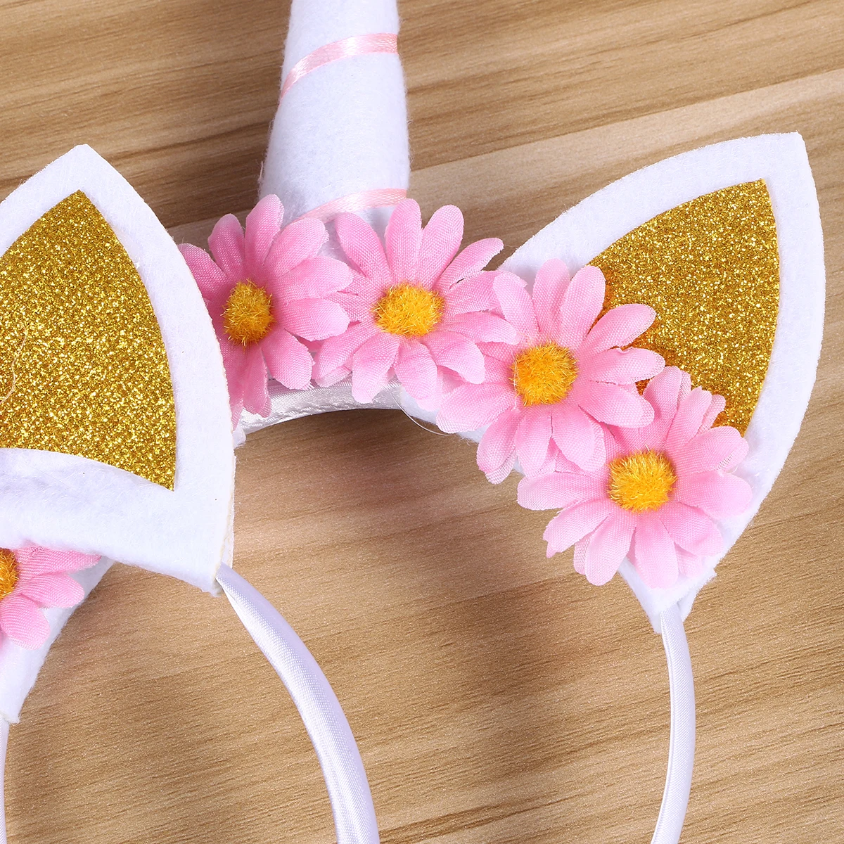 4 Pcs Unicorn Hair Hoops Non Fading Deformation Women Kids Party Favors Headdress Hair Band Accessories Christmas Carnival
4 Pcs Unicorn Hair Hoops Non Fading Deformation Women Kids Party Favors Headdress Hair Band Accessories Christmas Carnival