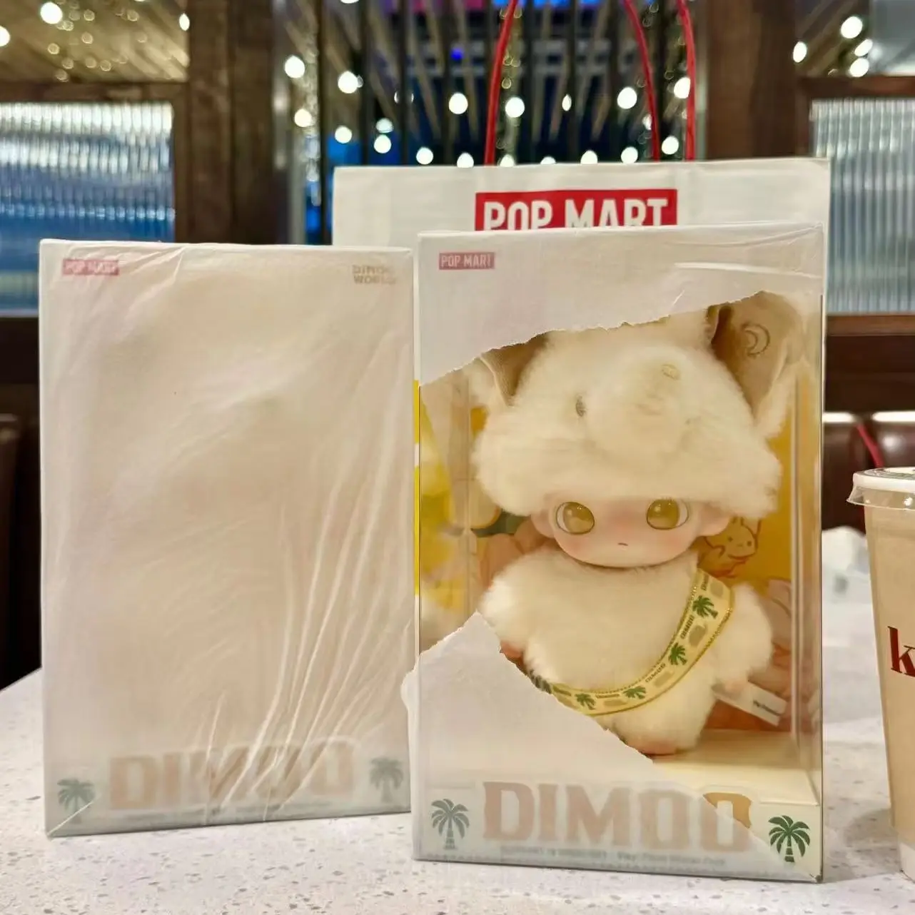 POP MART Dimoo Elephant in Moonlight Vinyl Plush Pendant Blind Box Cute Anime Figure Doll Model
POP MART Dimoo Elephant in Moonlight Vinyl Plush Pendant Blind Box Cute Anime Figure Doll Model