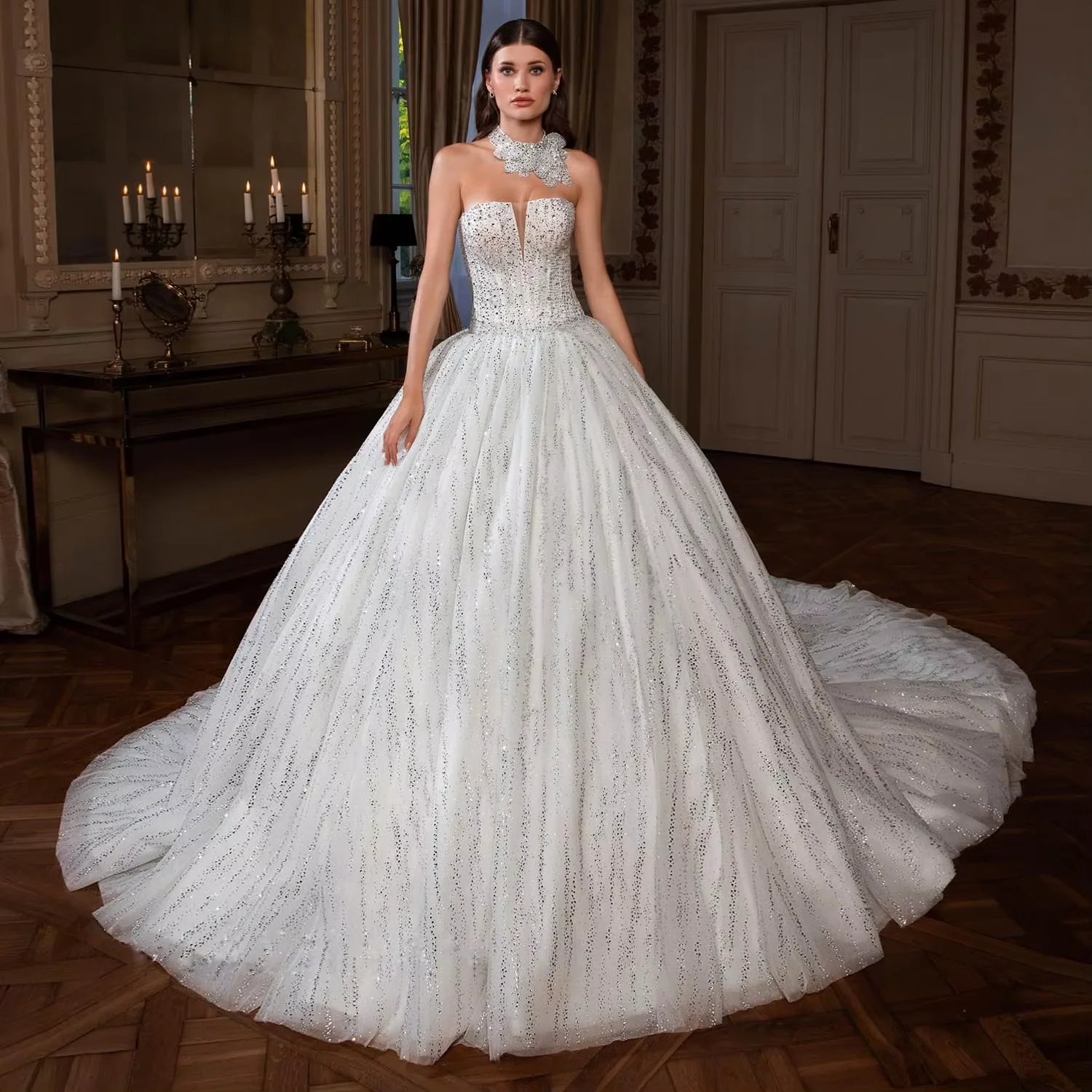 Customized Luxury Wedding Dresses with Halter Neck Classic Vestidos De Novia Crystal Off the Shoulder Bridal Gowns
Customized Luxury Wedding Dresses with Halter Neck Classic Vestidos De Novia Crystal Off the Shoulder Bridal Gowns