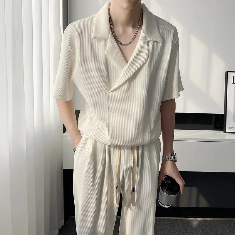2023 Summer Pleated Sets Men Fashion Casual Short Sleeved T Shirt/Trousers Two-piece Mens Korean Loose Ice Silk Sets Men 3-color
2023 Summer Pleated Sets Men Fashion Casual Short Sleeved T Shirt/Trousers Two-piece Mens Korean Loose Ice Silk Sets Men 3-color