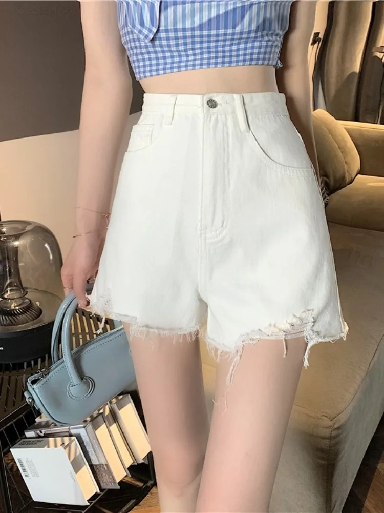 Джинсовые шорты с высокой талией, белые, рваные, женские, летние, новые, в стиле Sweet and Spicy Girl, А-силуэт, больших размеров, с широкими штанинами
Джинсовые шорты с высокой талией, белые, рваные, женские, летние, новые, в стиле Sweet and Spicy Girl, А-силуэт, больших размеров, с широкими штанинами