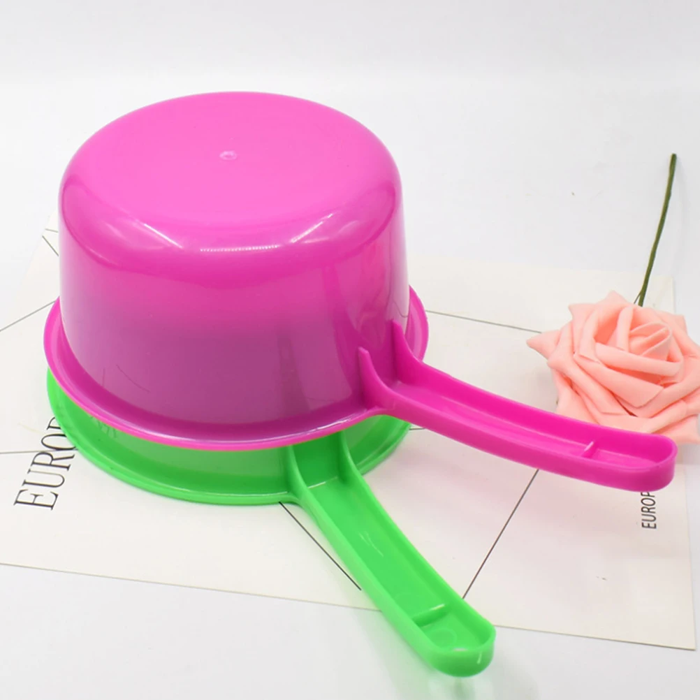 Large Plastic Water Ladle Non-Toxic Long Handle Bath Shampoo Kitchen Home Garden Flowers Multiple Uses Environmental
Large Plastic Water Ladle Non-Toxic Long Handle Bath Shampoo Kitchen Home Garden Flowers Multiple Uses Environmental