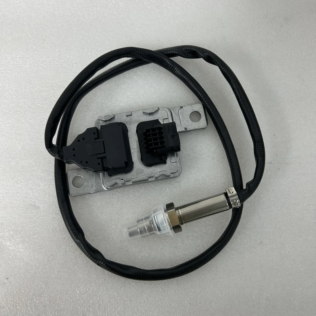29640-2F550 SNS3136B Nitrogen Oxide NOx Sensor Fit For KIA Hyundai Staria 2.2 DIESEL 2021-2023
29640-2F550 SNS3136B Nitrogen Oxide NOx Sensor Fit For KIA Hyundai Staria 2.2 DIESEL 2021-2023