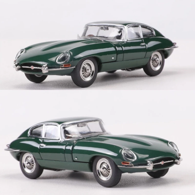 1:18 Jaguar Classic Car Model - Diecast Alloy Vintage Collectible, Limited Edition Simulation Toy for Boys & Kids
1:18 Jaguar Classic Car Model - Diecast Alloy Vintage Collectible, Limited Edition Simulation Toy for Boys & Kids