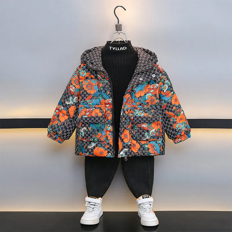 Утепленная зимняя куртка для мальчиков из хлопка, модная молодежная модель, водонепроницаемая, с карманами, для дома и улицы
Утепленная зимняя куртка для мальчиков из хлопка, модная молодежная модель, водонепроницаемая, с карманами, для дома и улицы