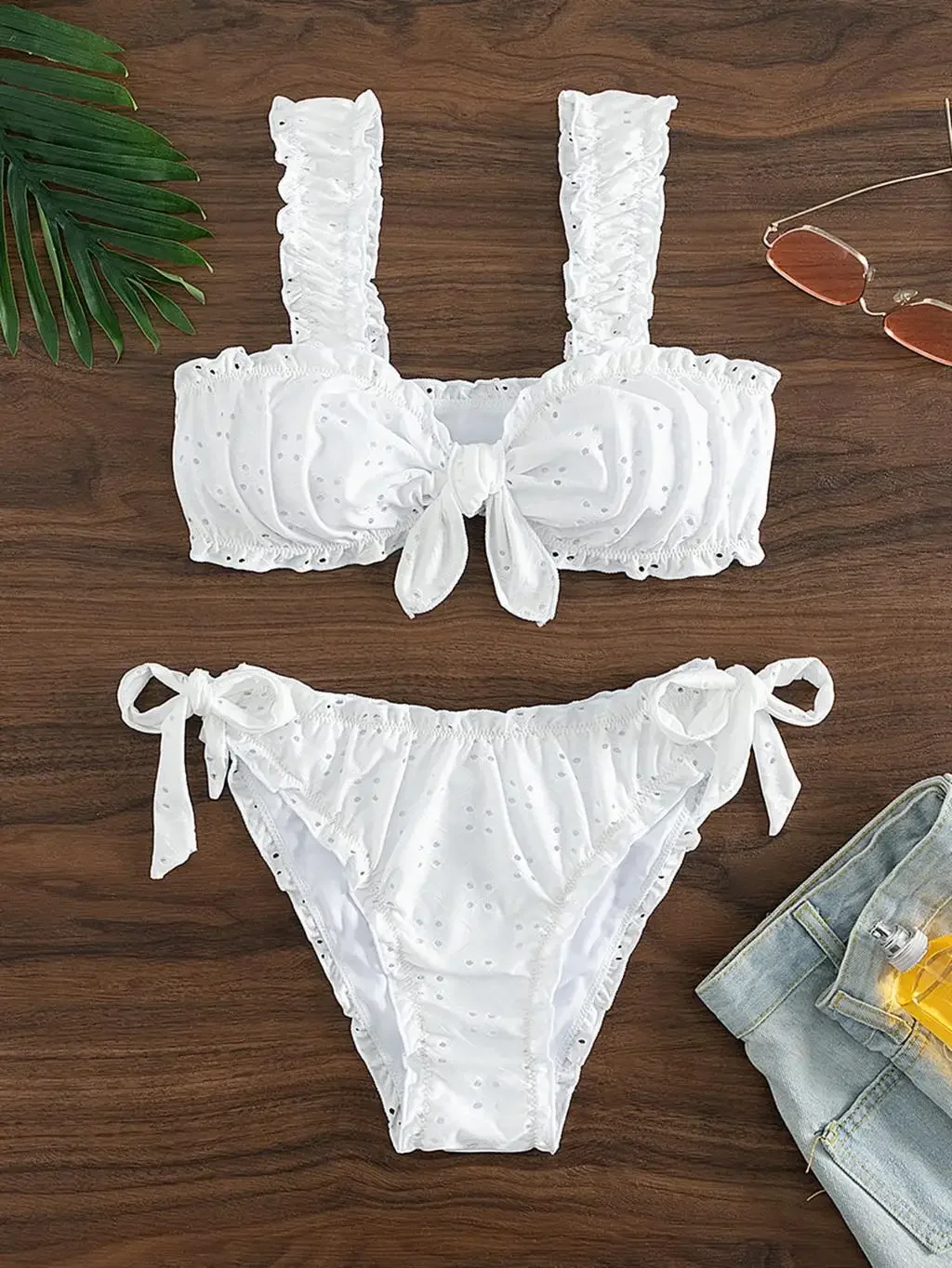 Schiffy Knot Front Tie Side Bikinis 2024 White Swimsuit Women Swimwear Female Sexy Bathers Bathing Swimming Swim Suit Beachwear
Schiffy Knot Front Tie Side Bikinis 2024 White Swimsuit Women Swimwear Female Sexy Bathers Bathing Swimming Swim Suit Beachwear