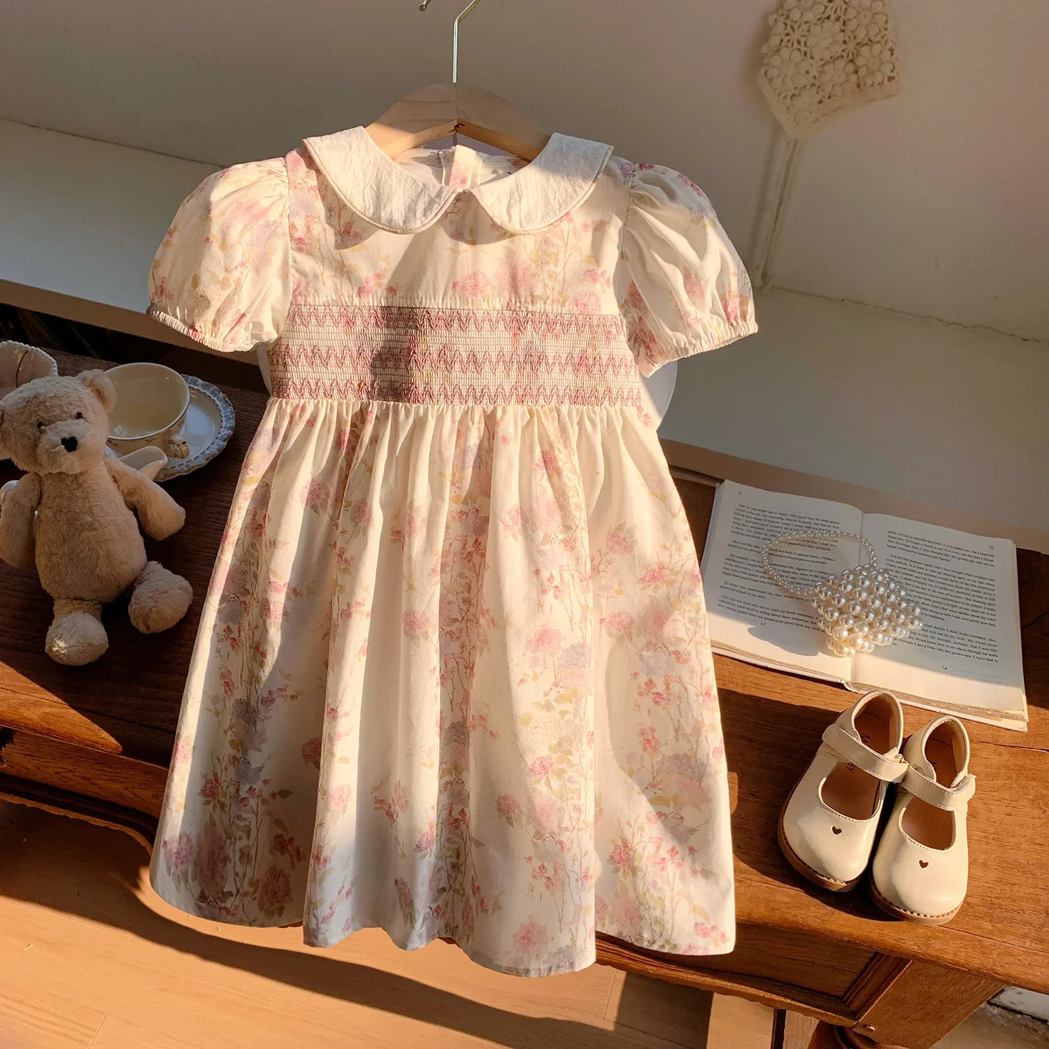 Korean Children's Clothing French Floral Temperament Girls' Dress 2025 Summer Style Baby Collar Short Sleeved Children's Dress
Korean Children's Clothing French Floral Temperament Girls' Dress 2025 Summer Style Baby Collar Short Sleeved Children's Dress