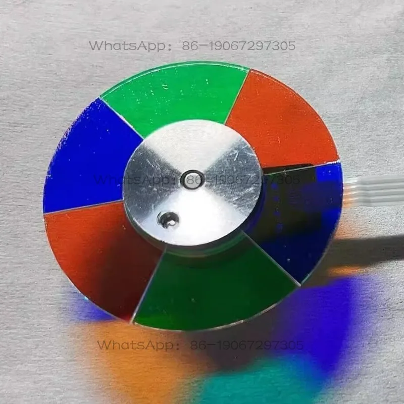 Новое оригинальное цветовое колесо проектора W1120, W1700, W1700M, W1720, W1110, W1110S, W1130, W1210st
Новое оригинальное цветовое колесо проектора W1120, W1700, W1700M, W1720, W1110, W1110S, W1130, W1210st