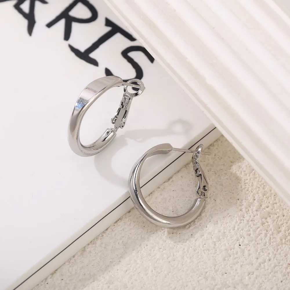 Silver Color Round Geometric Hoop Earrings for Women Party Minimalist Classic Fashion Jewelry Light Luxury Accessories
Silver Color Round Geometric Hoop Earrings for Women Party Minimalist Classic Fashion Jewelry Light Luxury Accessories
