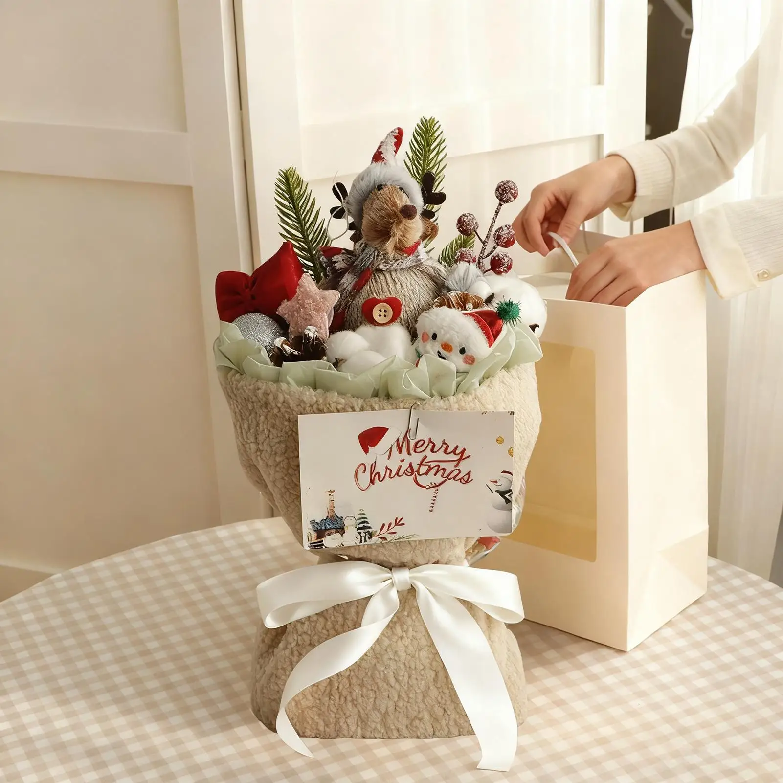 Artificial Christmas Flowers Centerpieces with Light Artificial Flowers Doll Bouquet for Indoor Table Winter Wedding Birthday
Artificial Christmas Flowers Centerpieces with Light Artificial Flowers Doll Bouquet for Indoor Table Winter Wedding Birthday