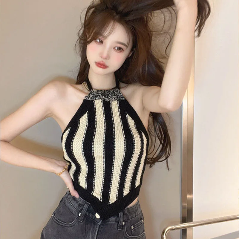 Women's Off Shoulder Vintage Neck Hanging Sexy Slim Short Style Tank Top Summer Striped Knitted Camisole Streetwear
Women's Off Shoulder Vintage Neck Hanging Sexy Slim Short Style Tank Top Summer Striped Knitted Camisole Streetwear