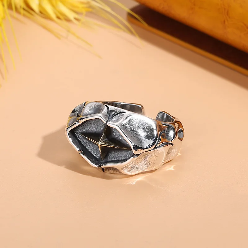 Chiba's new "Tear Star" ring is a trendy, retro, and personalized high street ring with an open single ring for men
Chiba's new "Tear Star" ring is a trendy, retro, and personalized high street ring with an open single ring for men