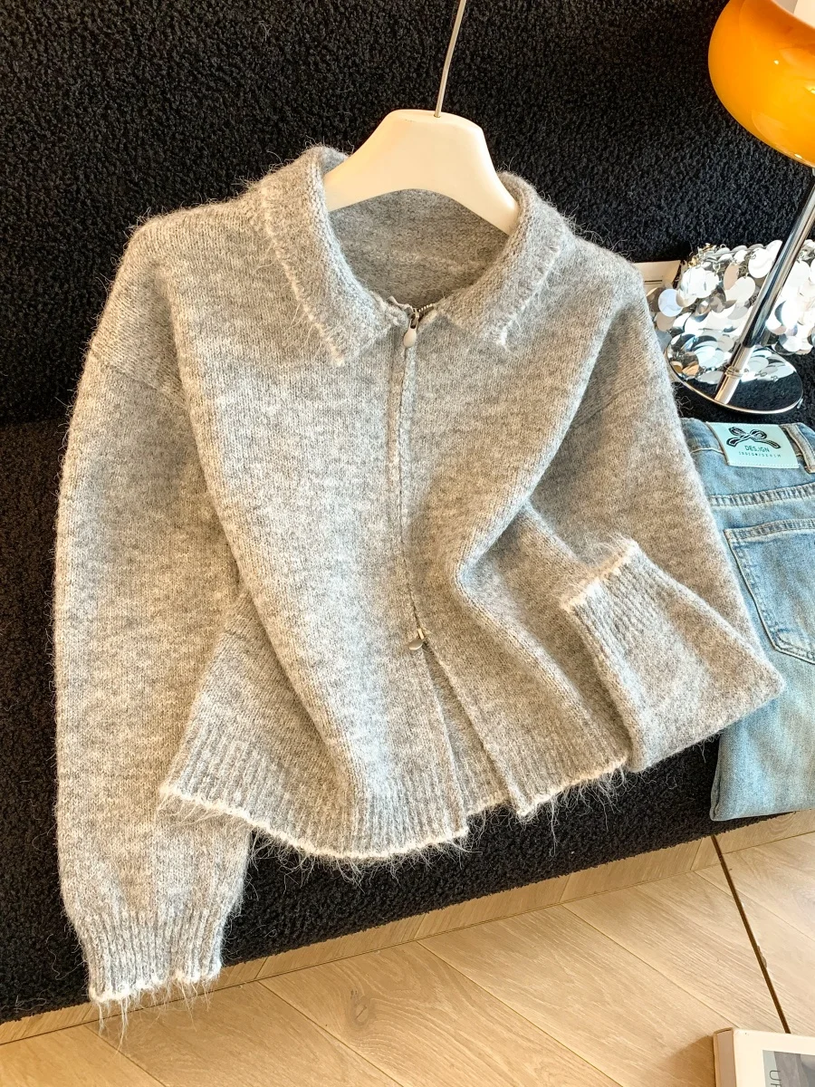 Women's Autumn Winter Collar Double Zipper Sweater Cardigan Soft Thiened Woolen Loose Slimming Faionable Anti-Aging
Women's Autumn Winter Collar Double Zipper Sweater Cardigan Soft Thiened Woolen Loose Slimming Faionable Anti-Aging