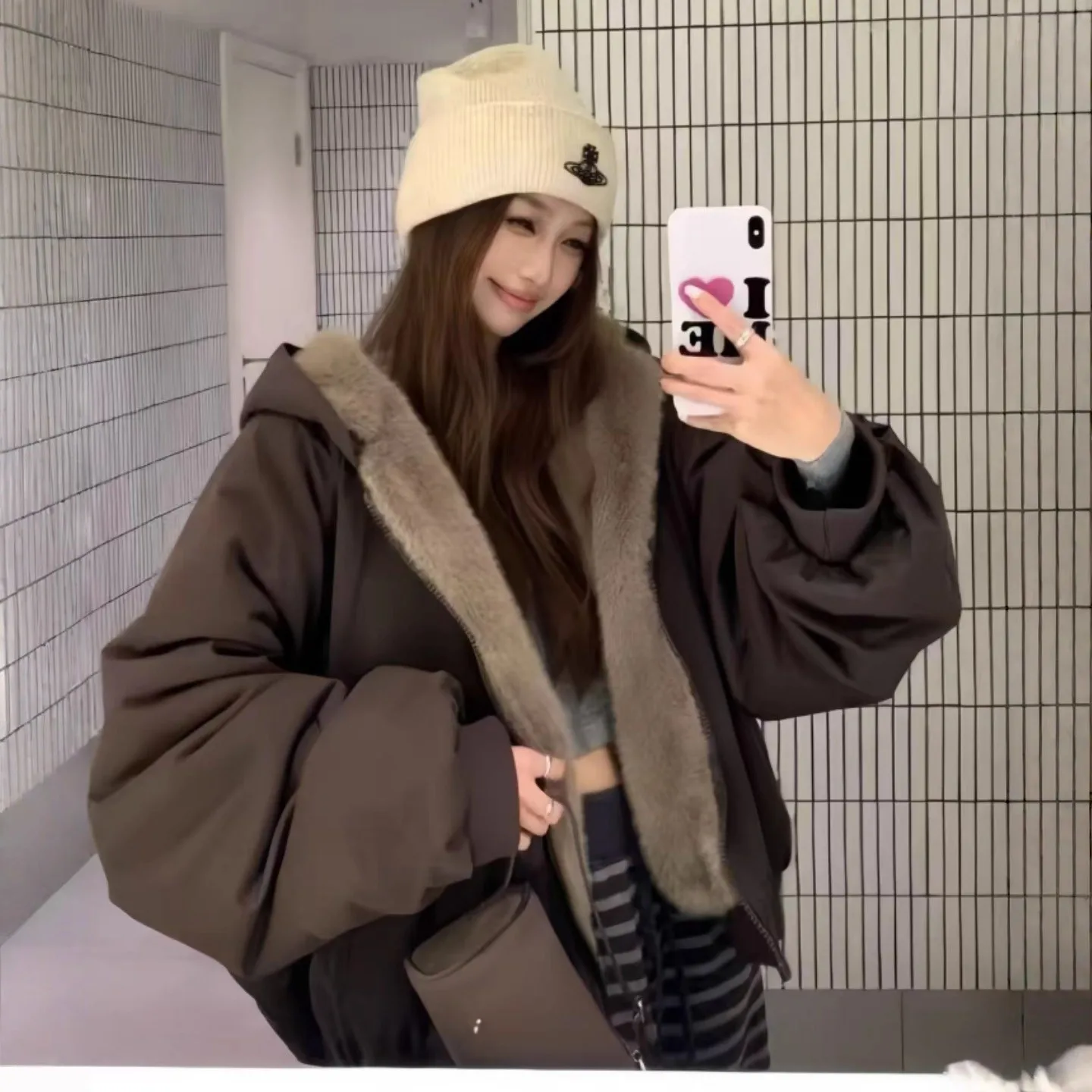 Double-Sided Wear Thiened Women's Fur Jaet Autumn Winter New Sle Cotton Coat Lazy Feeling ort Outerwear Parka
Double-Sided Wear Thiened Women's Fur Jaet Autumn Winter New Sle Cotton Coat Lazy Feeling ort Outerwear Parka