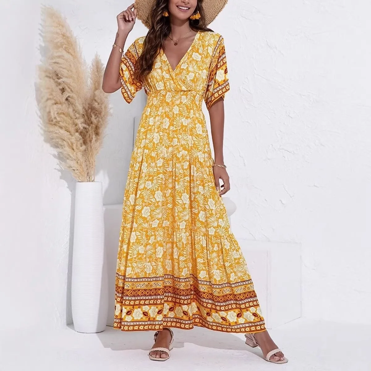 Ladies Dress Spring and Summer V-neck European and American Casual Vacation Style Sexy Dress Daily Western Style
Ladies Dress Spring and Summer V-neck European and American Casual Vacation Style Sexy Dress Daily Western Style