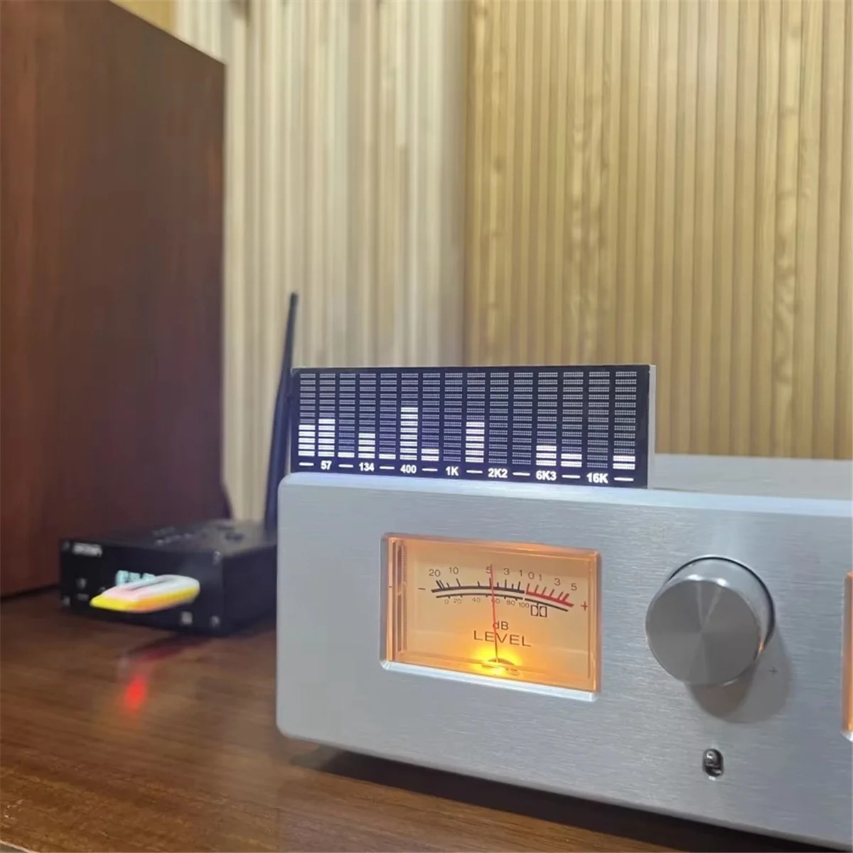 CLCU LED Sound-Controlled Music Spectrum Display Pickup Ambient Light Atmospheric Rhythm Light Module
CLCU LED Sound-Controlled Music Spectrum Display Pickup Ambient Light Atmospheric Rhythm Light Module