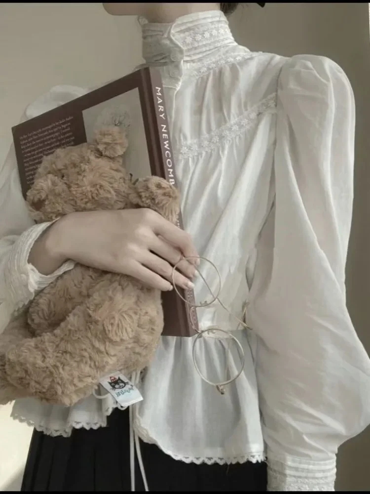 Японская белая кружевная рубашка, женские блузки Y2k, модная повседневная нижняя рубашка Blusas Mujer, топ с высоким воротом, сорочка Femme
Японская белая кружевная рубашка, женские блузки Y2k, модная повседневная нижняя рубашка Blusas Mujer, топ с высоким воротом, сорочка Femme
