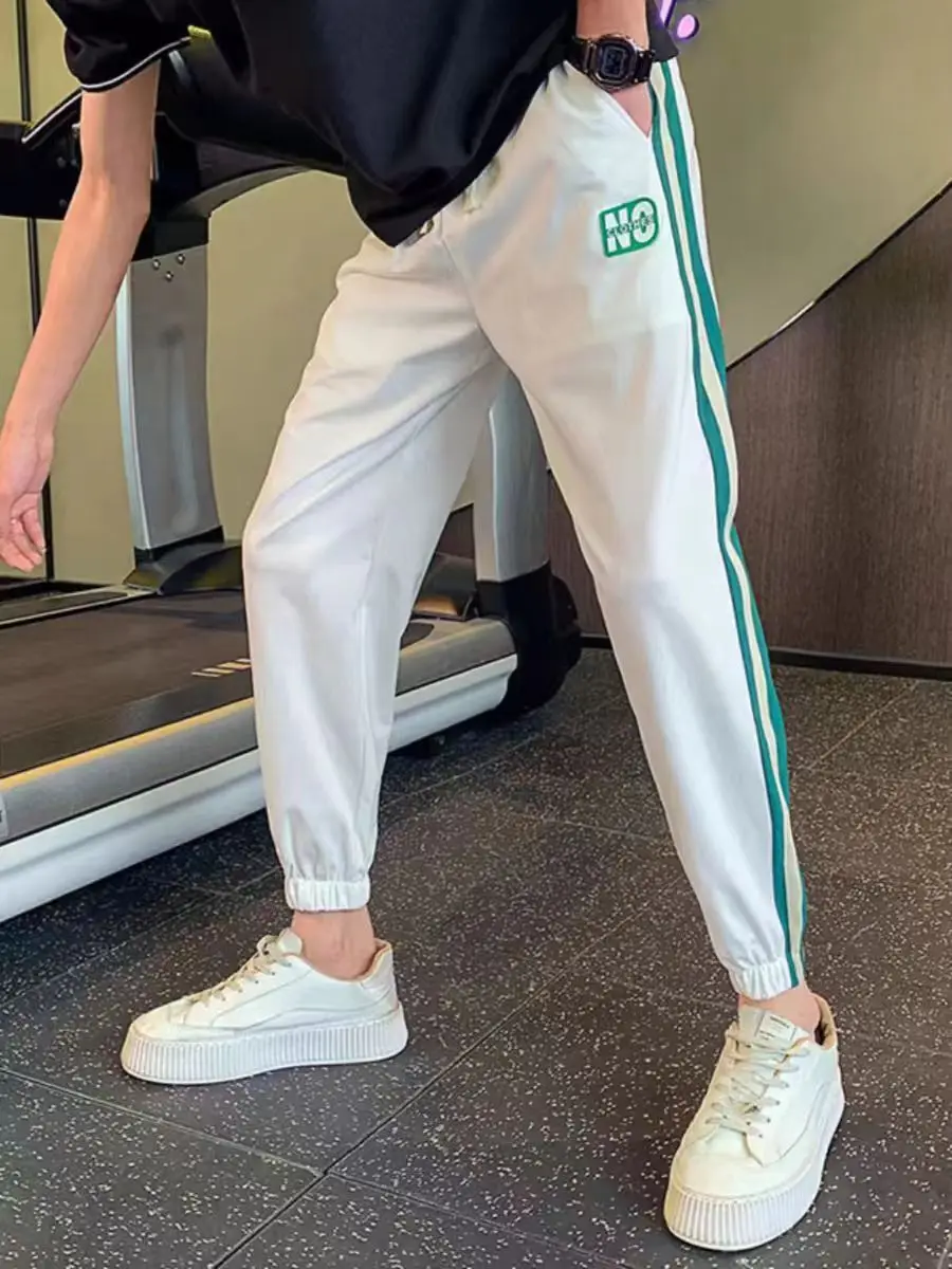 Летние мужские тонкие повседневные спортивные брюки Haome в полоску, свободного кроя, молодежные, прямые штанины
Летние мужские тонкие повседневные спортивные брюки Haome в полоску, свободного кроя, молодежные, прямые штанины