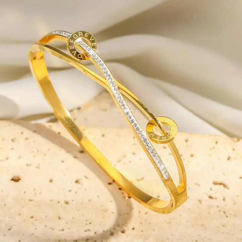 RAKOL Unique Design Cross Stainless Steel Bangles Bracelets Gold Color Luxury Zirconia Bangle for Women Couple Jewelry Gift
RAKOL Unique Design Cross Stainless Steel Bangles Bracelets Gold Color Luxury Zirconia Bangle for Women Couple Jewelry Gift