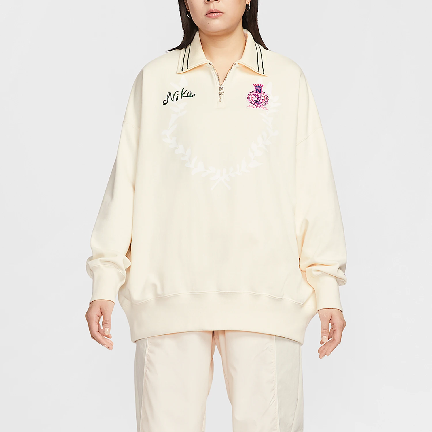 Nike Authentic Spring Style Women's Lapel Pullover Loose Hoodie IQ3943-110
Nike Authentic Spring Style Women's Lapel Pullover Loose Hoodie IQ3943-110