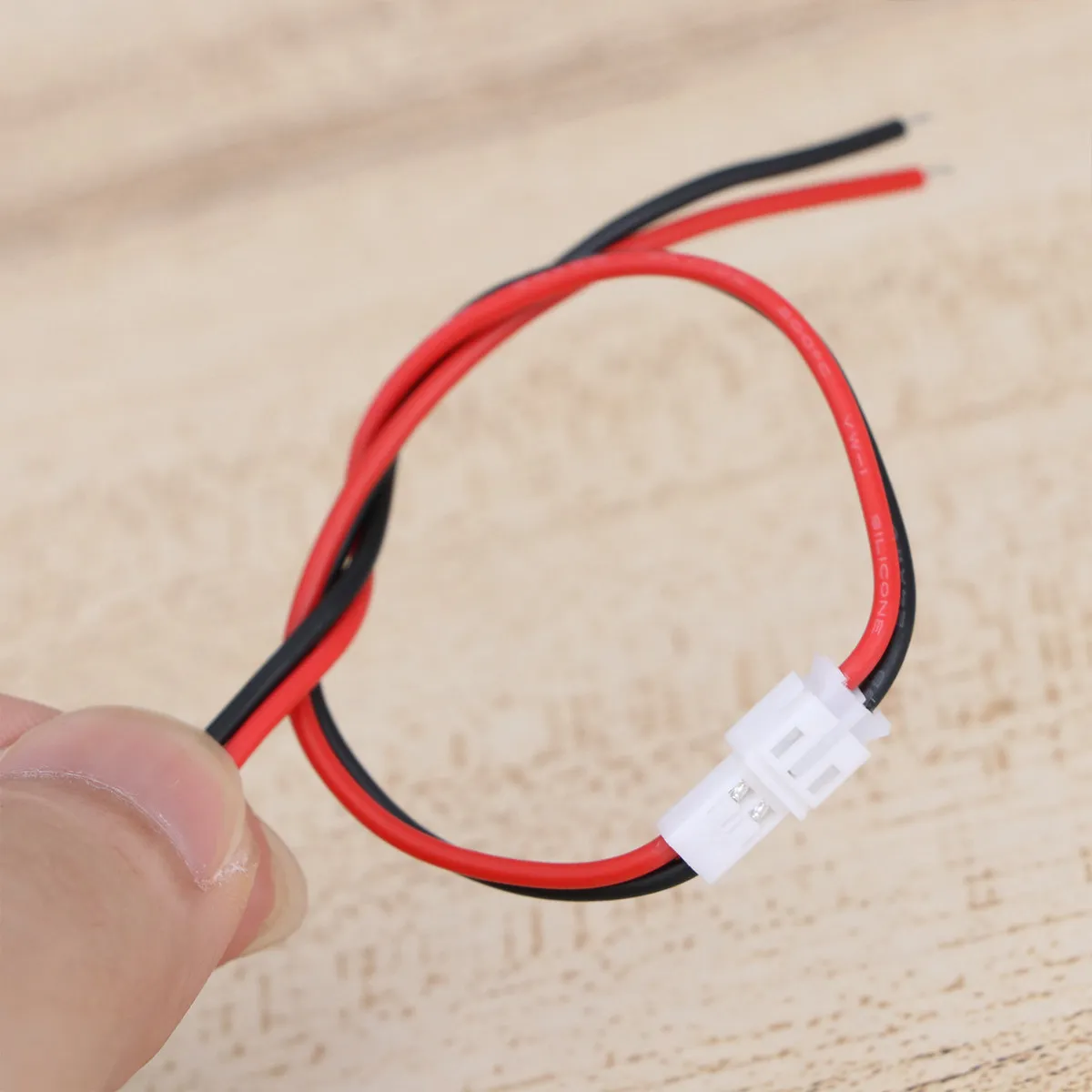 20Pcs Silicone Wire Power Connector Line Ph2.0 10 Male 10 Female High Temp Resistant Rc Aircraft Boat Car
20Pcs Silicone Wire Power Connector Line Ph2.0 10 Male 10 Female High Temp Resistant Rc Aircraft Boat Car