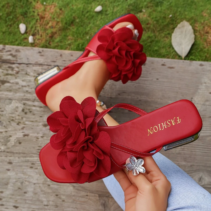 Summer Elegant Square Headed Sexy Folwer Low Heel Casual Slippers Fashionable Best Selling New Comfortable Beach Women's Shoes
Summer Elegant Square Headed Sexy Folwer Low Heel Casual Slippers Fashionable Best Selling New Comfortable Beach Women's Shoes