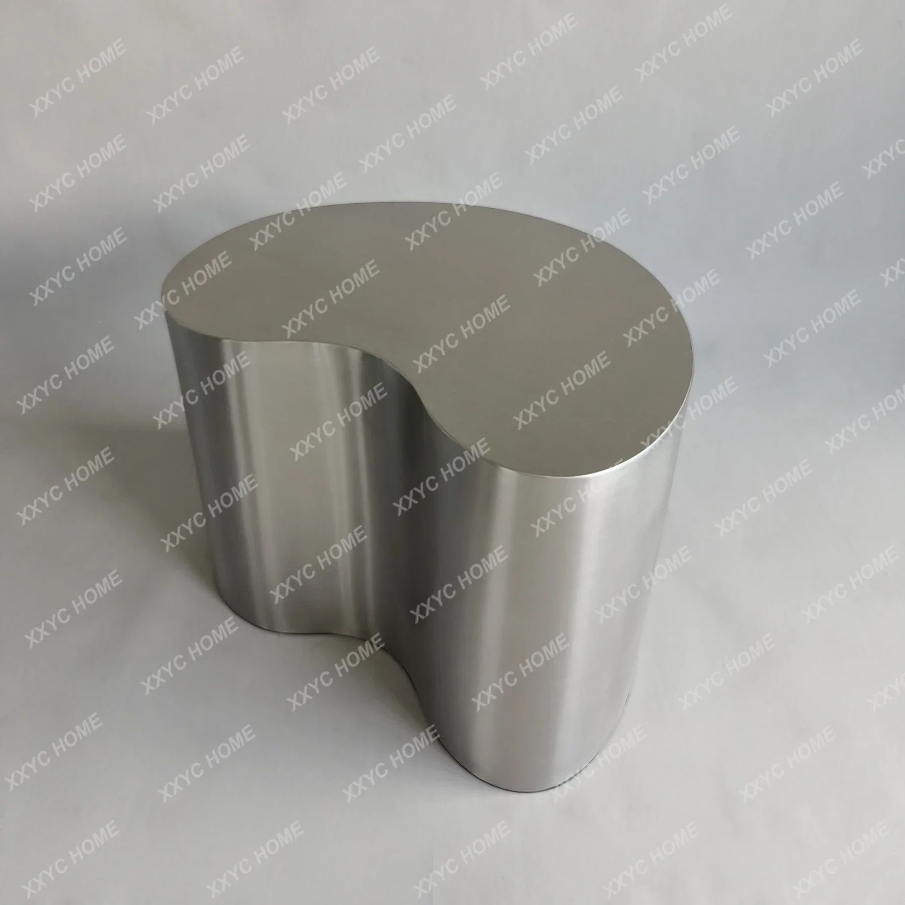 Luxury Coffee Table Metal Industrial Aesthetic Unique Minimalist Mirror Designer Side Table Mesa Auxiliar Postmodern Furniture
Luxury Coffee Table Metal Industrial Aesthetic Unique Minimalist Mirror Designer Side Table Mesa Auxiliar Postmodern Furniture