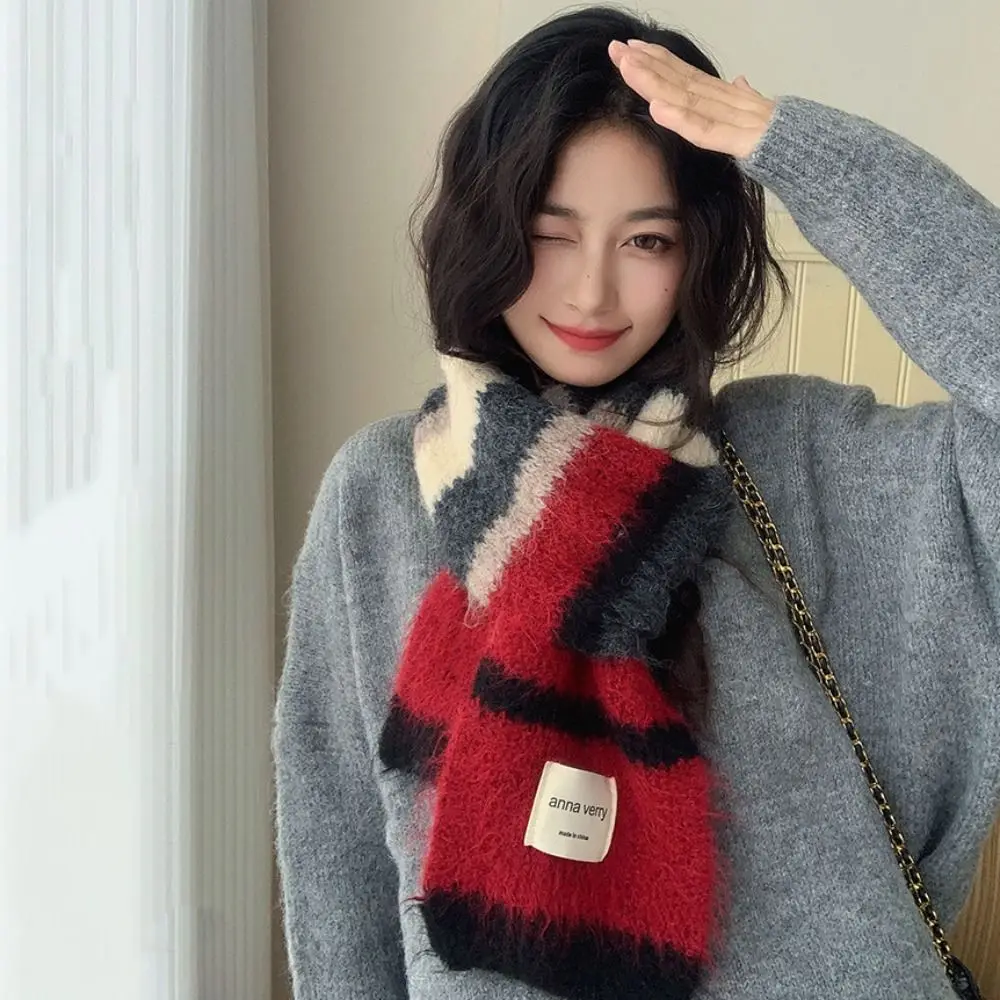Korean Style Multicolor Cashmere Shawl Windproof Thickened Knitted Stripe Scarf Warm Neckerchief Women Winter Scarves Girls
Korean Style Multicolor Cashmere Shawl Windproof Thickened Knitted Stripe Scarf Warm Neckerchief Women Winter Scarves Girls