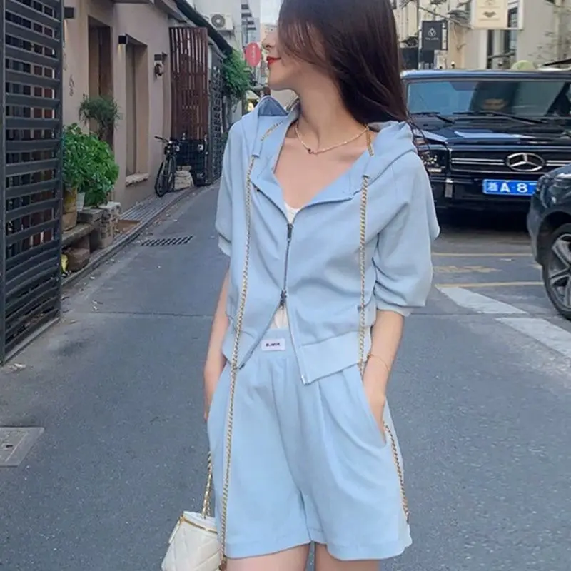 Femme Summer Korean Fashion Trend Zipper Solid Color Hooded Sweatshirts Women Clothes PocketCotton All-match Pants Two-piece Set
Femme Summer Korean Fashion Trend Zipper Solid Color Hooded Sweatshirts Women Clothes PocketCotton All-match Pants Two-piece Set