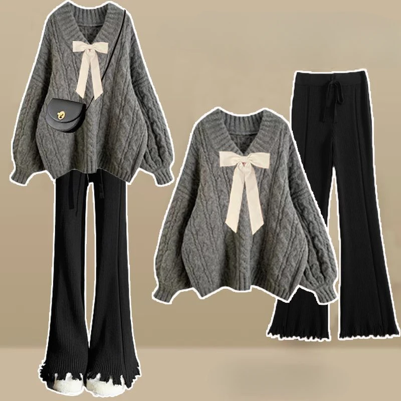 2023 Women Spring Autumn Fashion Knitted Suits Female V-neck Bow Sweater Tops and Casual Pants Ladies Two Piece Sets R604
2023 Women Spring Autumn Fashion Knitted Suits Female V-neck Bow Sweater Tops and Casual Pants Ladies Two Piece Sets R604