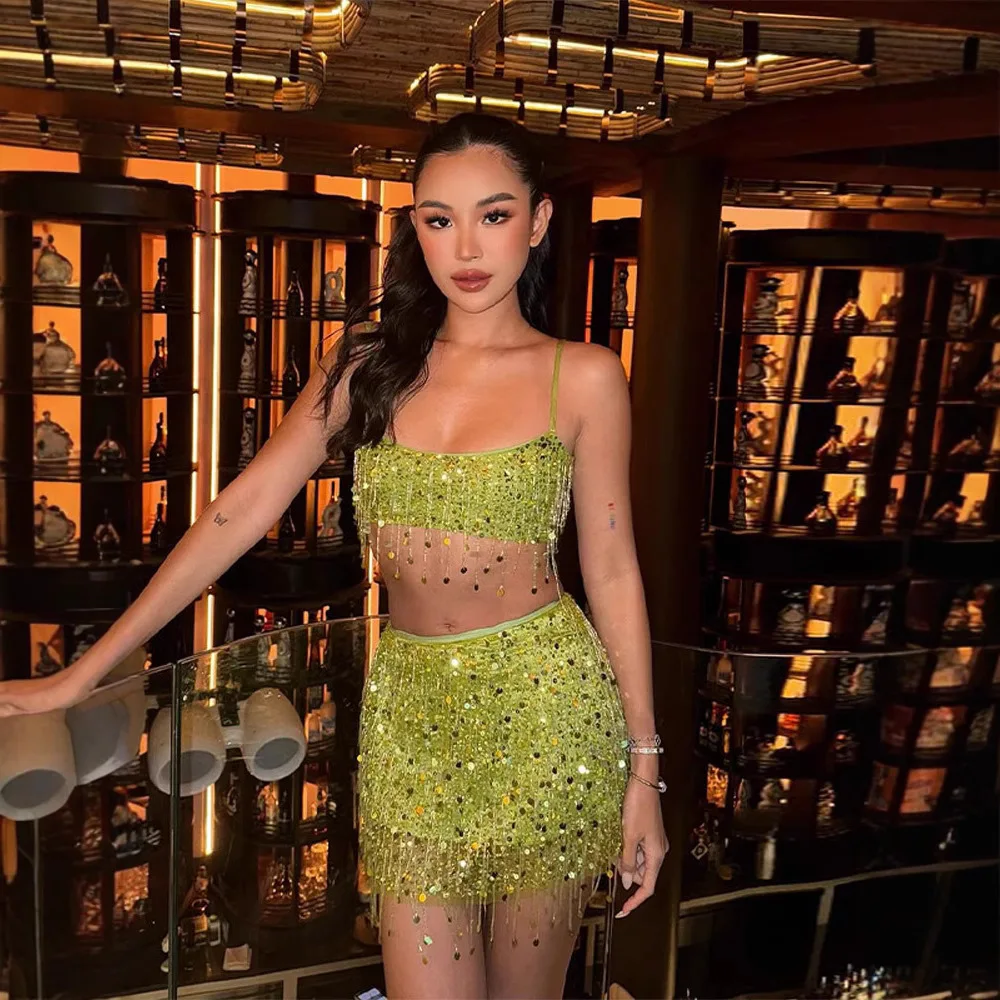 Women Sexy Sequins Tassel Mini Skirt Sets Shiny Sling Crop Tops Short Skirts Suit Summer Lady New Chic Beach Party Outfits
Women Sexy Sequins Tassel Mini Skirt Sets Shiny Sling Crop Tops Short Skirts Suit Summer Lady New Chic Beach Party Outfits