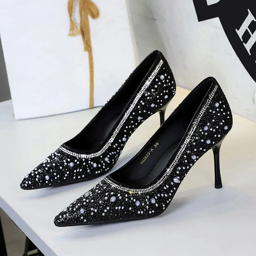 French Style Banquet High Heels Women's Sequins Beaded Pointed Head Shallow Mouth Stiletto Single Shoes Women
French Style Banquet High Heels Women's Sequins Beaded Pointed Head Shallow Mouth Stiletto Single Shoes Women