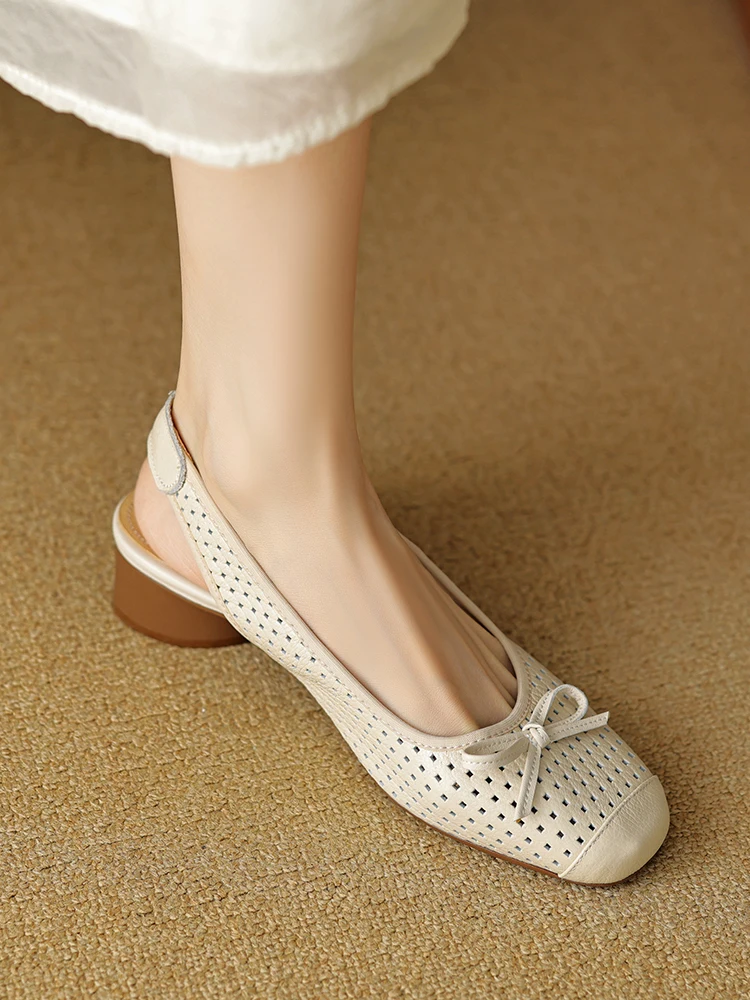 Women's Soft Leather Hollow out mid Heel Sandals Breathable Comfortable Summer oes Vintage Sle Slip-On Flat Heel Sandals
Women's Soft Leather Hollow out mid Heel Sandals Breathable Comfortable Summer oes Vintage Sle Slip-On Flat Heel Sandals