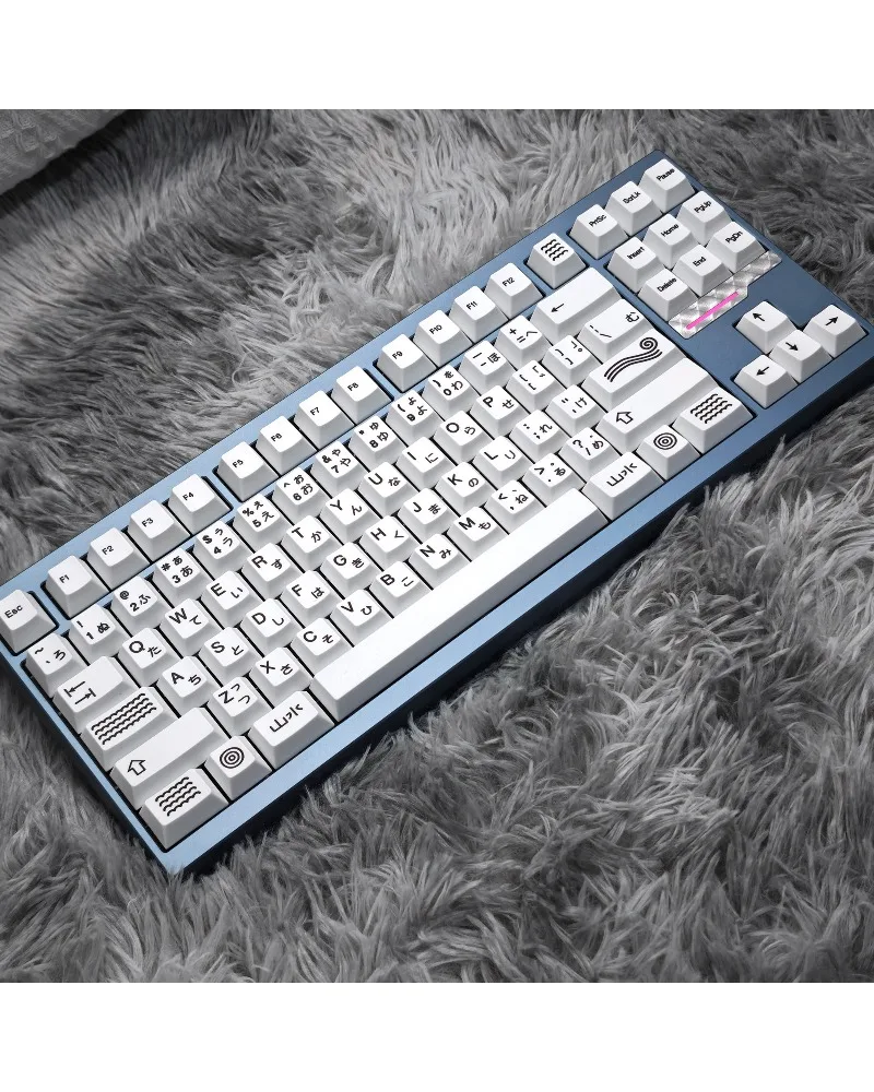 White Japanese root 143 key full set of 1.7mm thermal sublimation PBT
White Japanese root 143 key full set of 1.7mm thermal sublimation PBT
