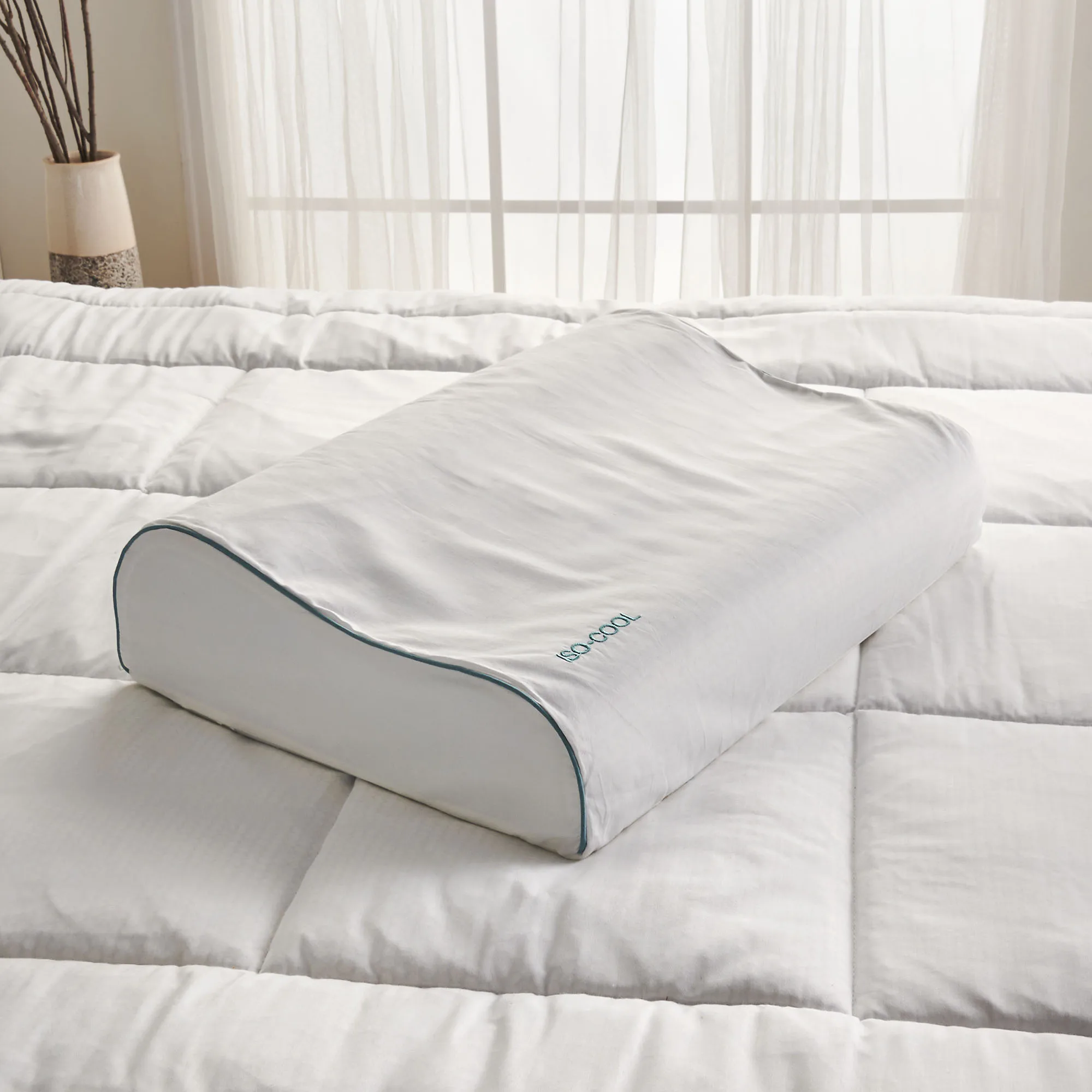 Foam Contour Pillow with Advanced Cooling Technology for Comfortable Sleep Support
Foam Contour Pillow with Advanced Cooling Technology for Comfortable Sleep Support