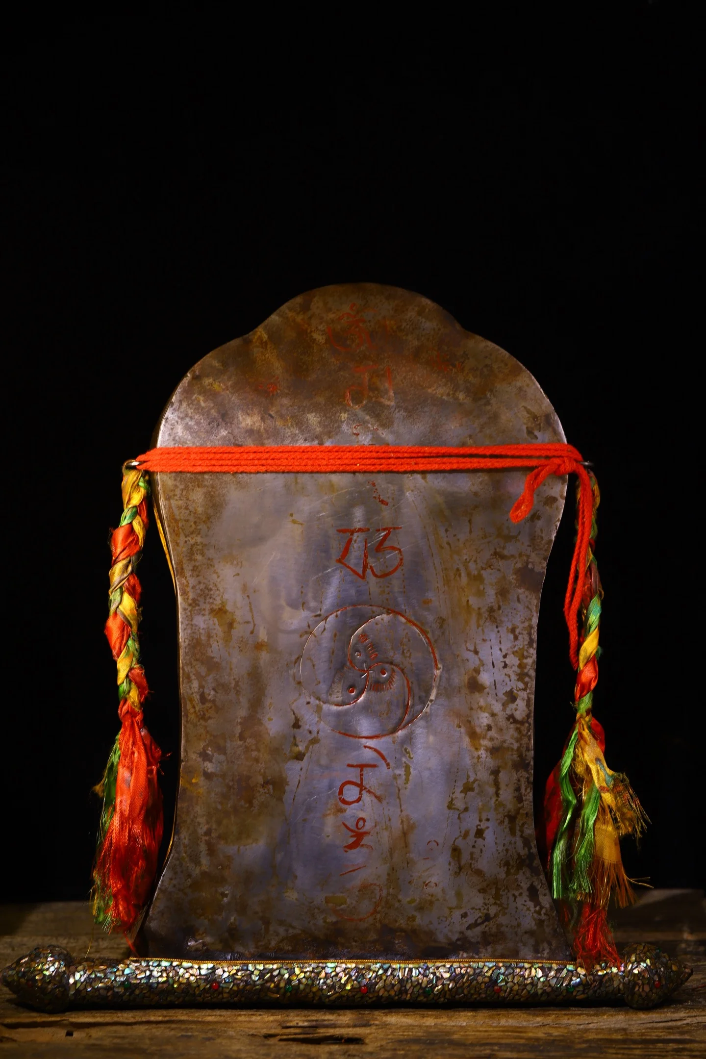 20"Nepalese folk Old Tiantie Painted Mosaic Gem gZi Beads Turquoise GARUDA Vajrayana Buddha Thangka Hanging Panel
20"Nepalese folk Old Tiantie Painted Mosaic Gem gZi Beads Turquoise GARUDA Vajrayana Buddha Thangka Hanging Panel