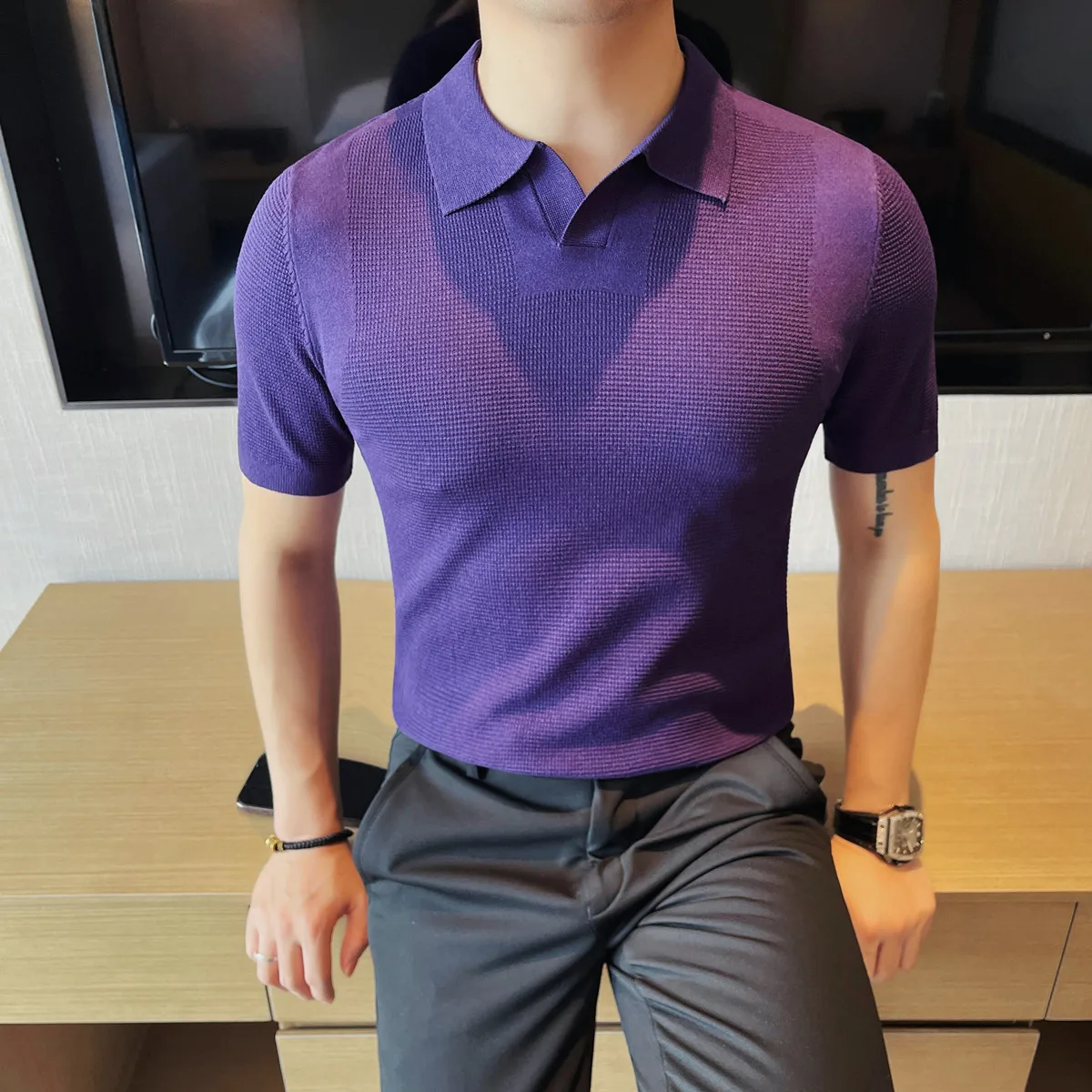 Polos Homme High Quality Summer Elegant Plain Color Polo T Shirt Man Short Sleeve Slim Fit Business Casual Ice Silk Knitted Tees
Polos Homme High Quality Summer Elegant Plain Color Polo T Shirt Man Short Sleeve Slim Fit Business Casual Ice Silk Knitted Tees