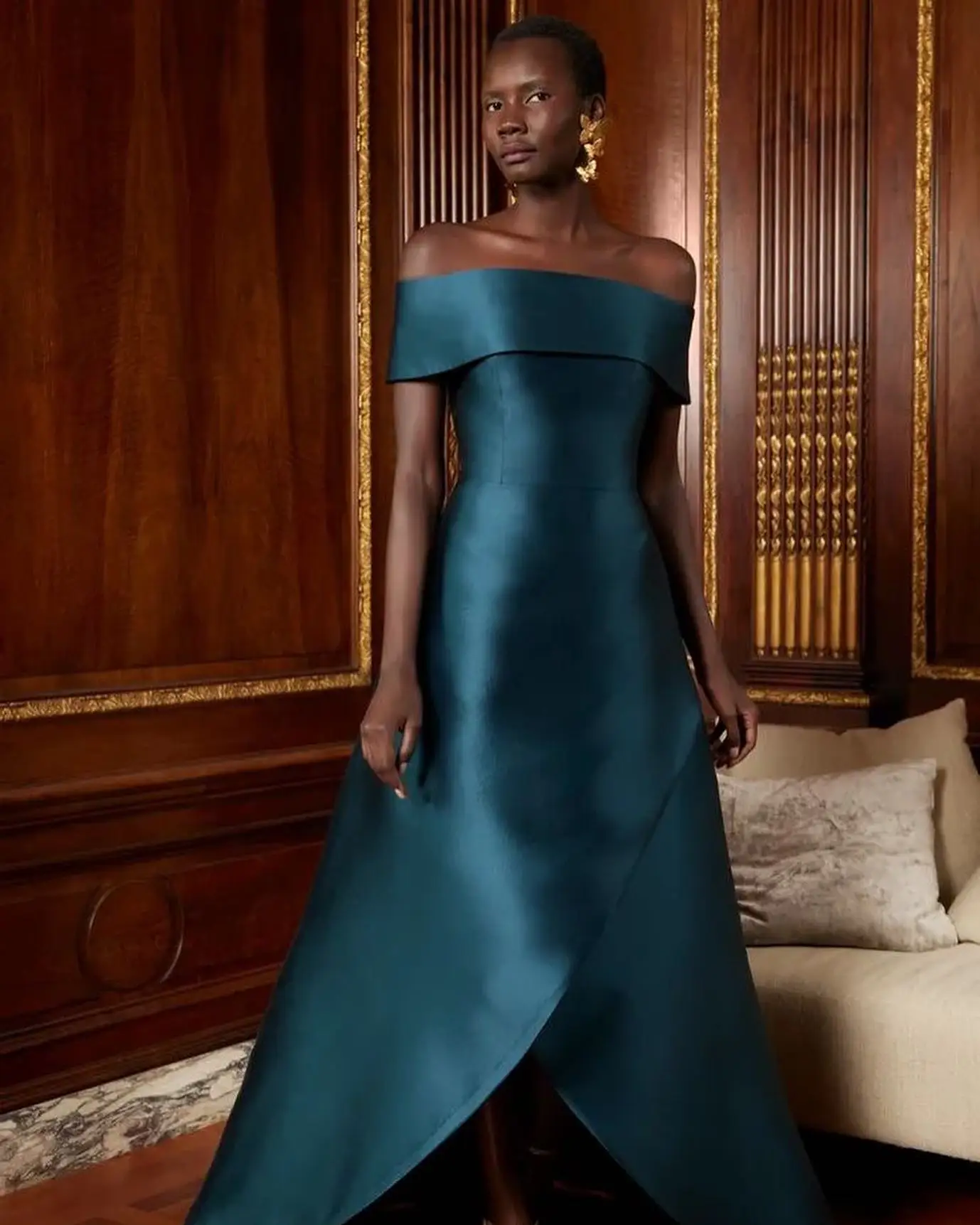 Customized Temperament Boat Neck Off The Shoulder Evening Dresses Graceful Satin Zipper Back Vestido De Festa Vestido
Customized Temperament Boat Neck Off The Shoulder Evening Dresses Graceful Satin Zipper Back Vestido De Festa Vestido