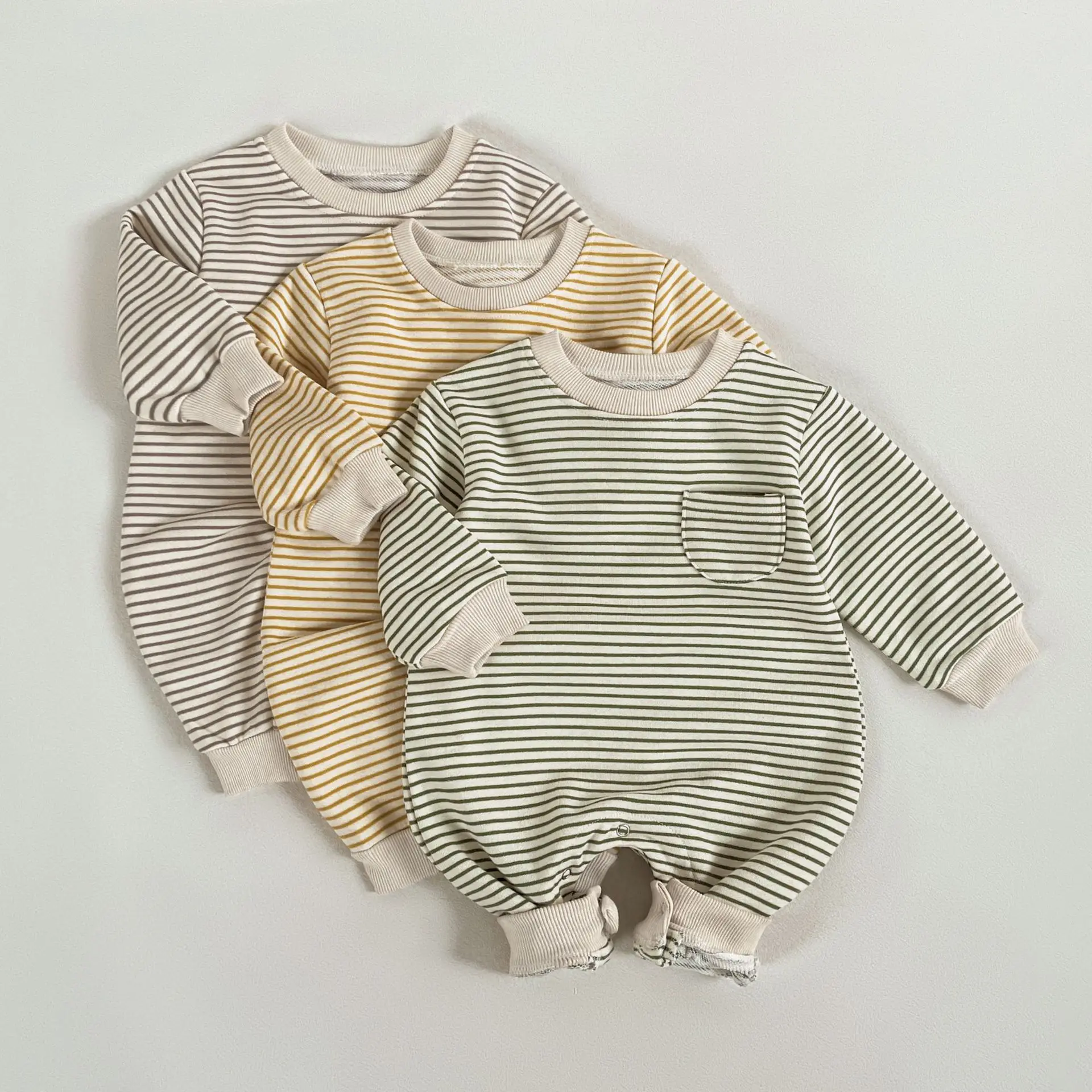 Striped Jumpsuit Korean Spring and Autumn Fashion Cute Simple Comfortable Casual and Loose Rompers Kids Clothes
Striped Jumpsuit Korean Spring and Autumn Fashion Cute Simple Comfortable Casual and Loose Rompers Kids Clothes