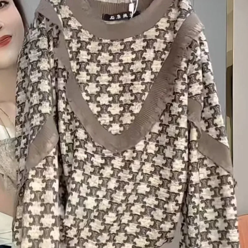 Women's Round Neck Long Sleeved Printed Lace Patchwork Loose Spring and Autumn New Fashion Commute Pullover Ruffles Bottom Tops
Women's Round Neck Long Sleeved Printed Lace Patchwork Loose Spring and Autumn New Fashion Commute Pullover Ruffles Bottom Tops