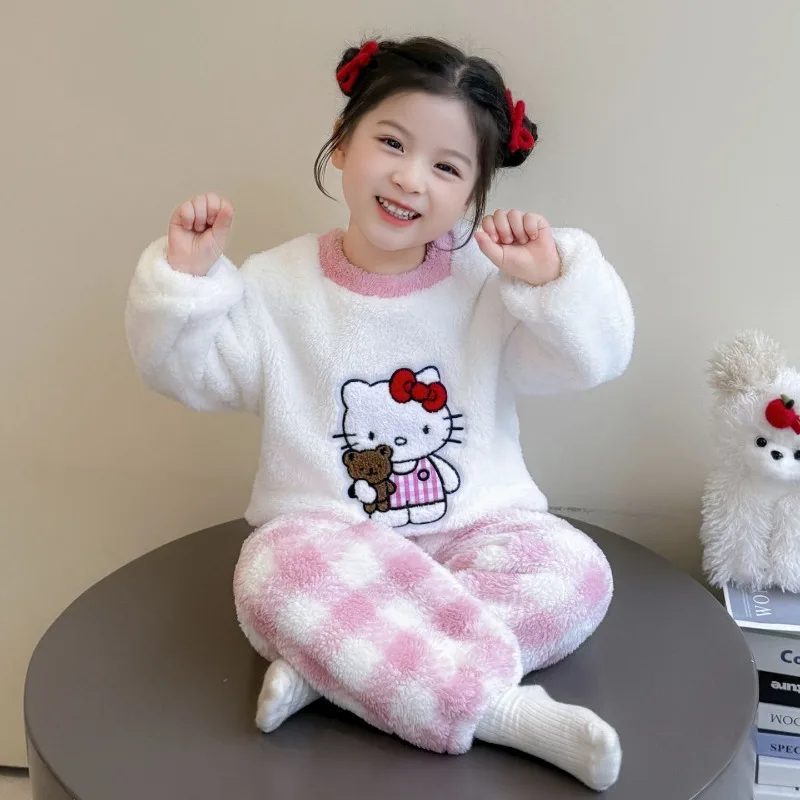 Kawaii Hello Kitty Sanrio Children Cute Cartoon Comfortable Warm Pajamas Student Plush Hoodie Trousers Christmas Gifts for Kids
Kawaii Hello Kitty Sanrio Children Cute Cartoon Comfortable Warm Pajamas Student Plush Hoodie Trousers Christmas Gifts for Kids