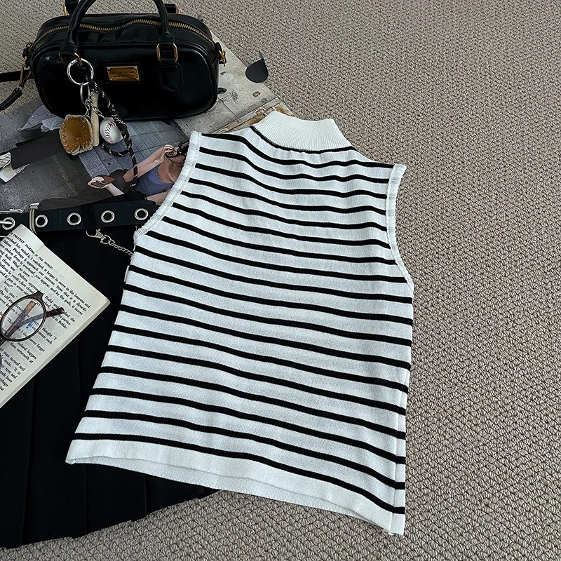 Wedbleser Personalized Casual Semi High Neck Striped Knitted Vest Summer Slim Fit Outerwear Stand Up Collar Sleeveless Sweater
Wedbleser Personalized Casual Semi High Neck Striped Knitted Vest Summer Slim Fit Outerwear Stand Up Collar Sleeveless Sweater