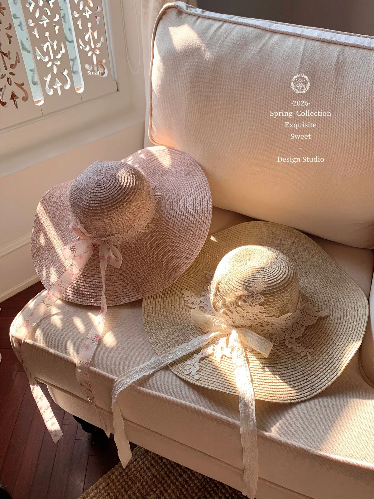 Catyears Lace Knot Straw Hat Adjustable Wide Brim Stiffened Holiday Essential Breathable All Gender Summer Cap
Catyears Lace Knot Straw Hat Adjustable Wide Brim Stiffened Holiday Essential Breathable All Gender Summer Cap