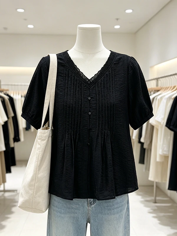 Fashionable Pleated V-Neck Short Sleeve Shirt Large Size Summer New Arrival High Quality Black Top for Women in Physical Store
Fashionable Pleated V-Neck Short Sleeve Shirt Large Size Summer New Arrival High Quality Black Top for Women in Physical Store