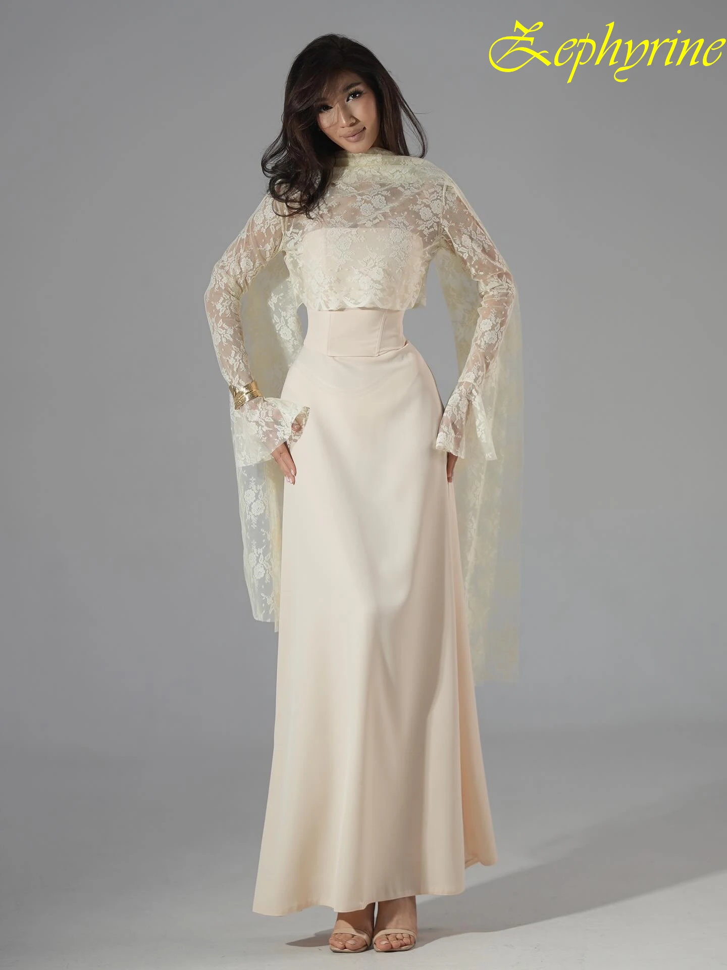 Customized A-Line Crew Neck Long Sleeves Elegant Formal Evening Dress Delicate Celebrity Gowns Fashion Temperament Party Dress
Customized A-Line Crew Neck Long Sleeves Elegant Formal Evening Dress Delicate Celebrity Gowns Fashion Temperament Party Dress